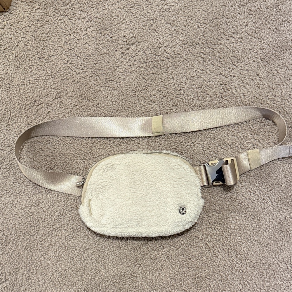 lululemon athletica Cream Sherpa Belt Bag with Champagne Strap